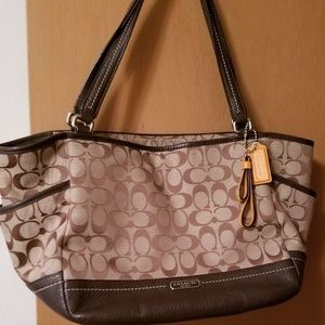 Authentic Coach Brown Signuture Tote Pristine cond